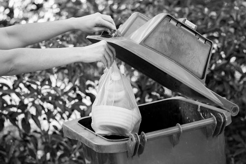 Eco-friendly disposal and recycling during home clearance